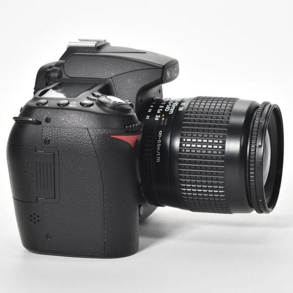 Nikon D90 SLR Digital Camera 12.3MP 18-55mm Lens HD Video 6737 Clicks 32GB SD - Picture 4 of 16